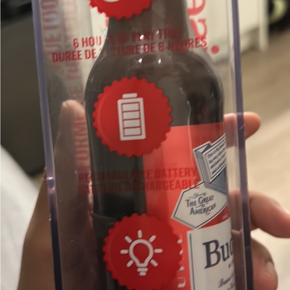 Budweiser Bluetooth Speakers - Picture 4 of 5